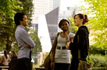  Đề mẫu IELTS Speaking Part 2 Cue Card - Chủ đề Volunteer work