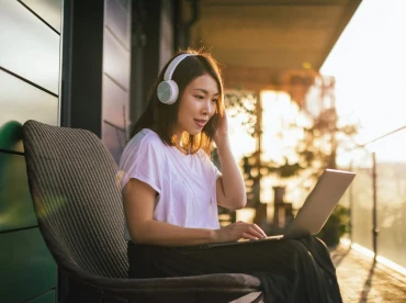 Bài tập Listening Part 3 - Chủ đề: Assignment on sleep and dreams