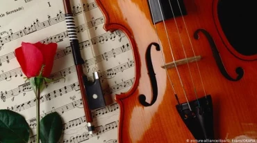 Phân tích từ vựng đề IELTS Writing Task 2 – Chủ đề Classical Music